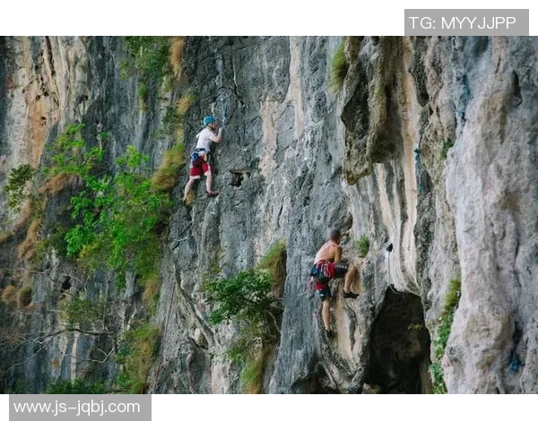 北京攀岩队引领最新攀岩意识十强榜单全景解析 北京攀岩队引领最新攀岩意识十强榜单全景解析